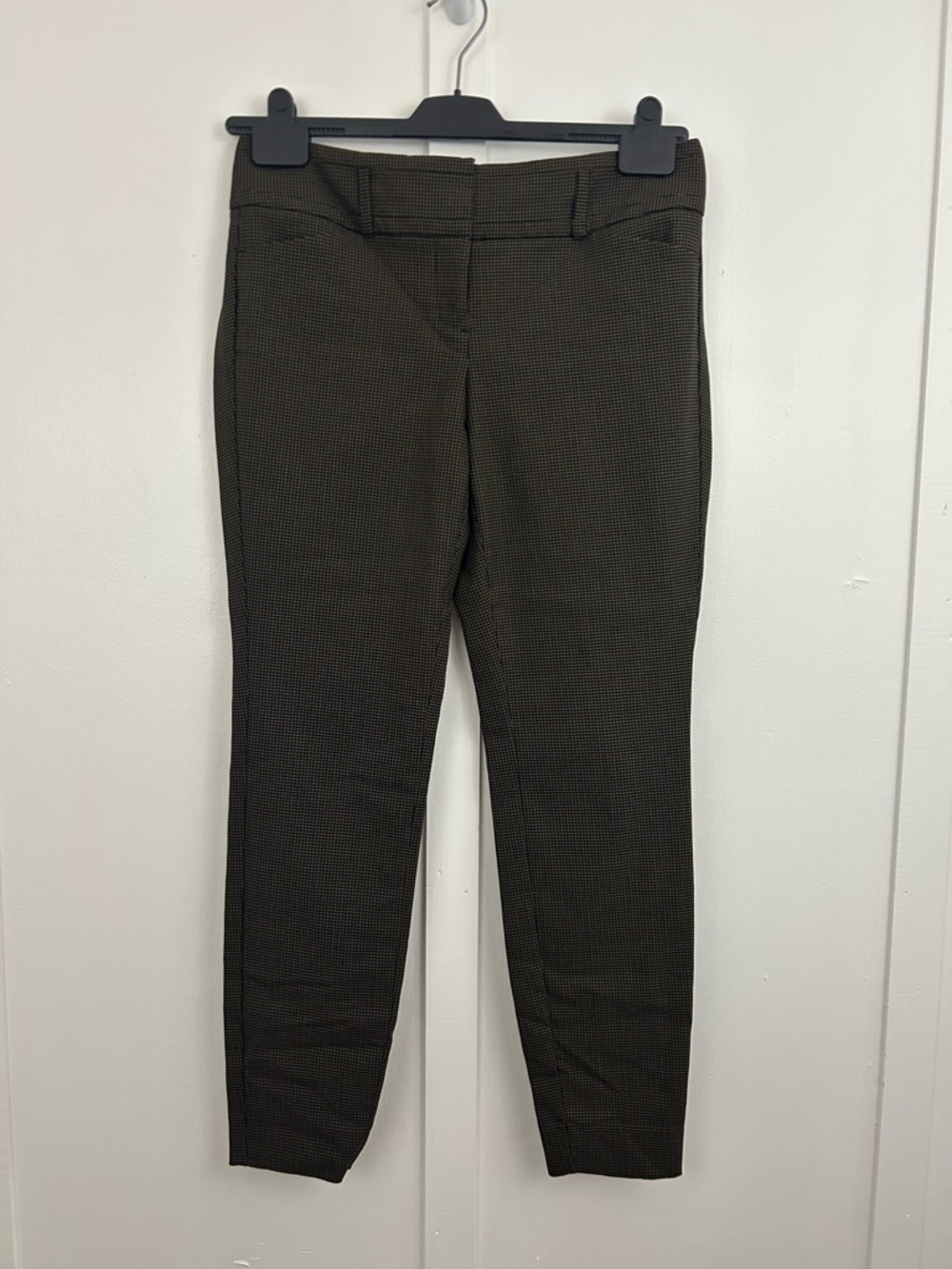 The Limited exact stretch slim Ponte Pants in Dark Brown Check size 6